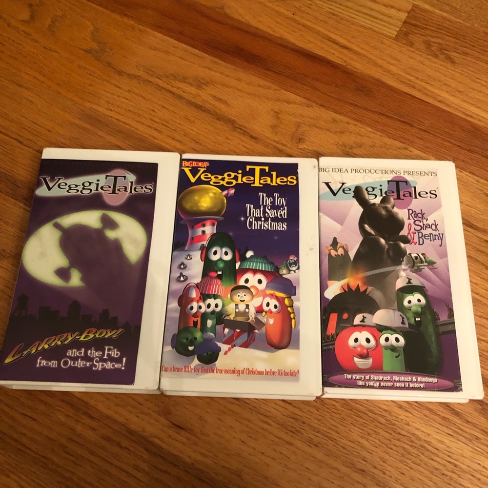 Lot of 3 Vintage Veggie Tales VHS Tapes with Hard Case Various Collection